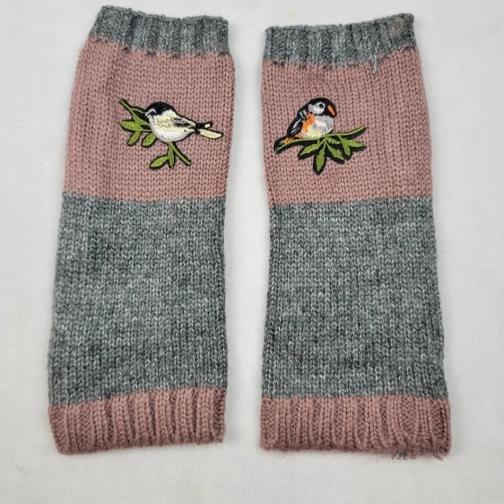 Knitted Pink Gray birdie embroidered cotton fingerless winter gloves (#1,045)(C)